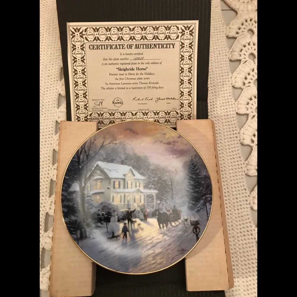 Knowles Collectors Sleigh Ride Home Glass Plate